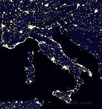 l'italia di notte, ora nel 2007 la situazione ï¿½ nettamente peggiorata